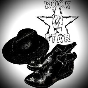 Black/ Silver star rockstar boots.